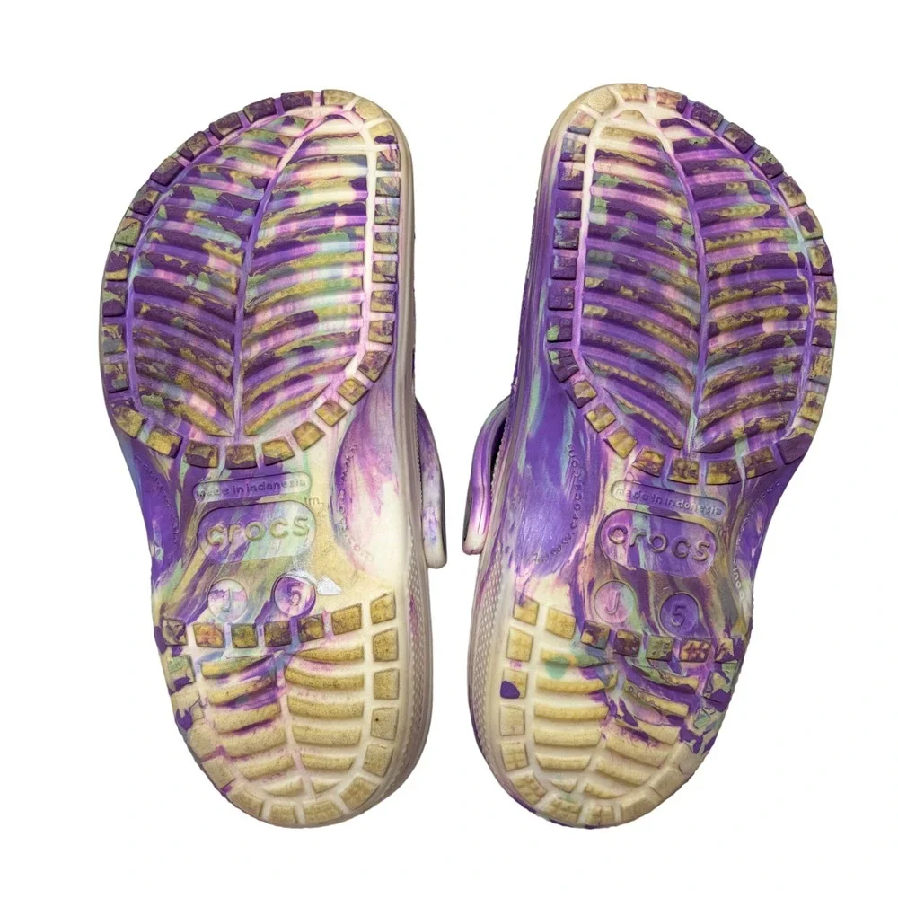 Crocs Classic Marbled Tie Dye Clogs J5 Big Kids Lavender Purple Y2K Fairycore